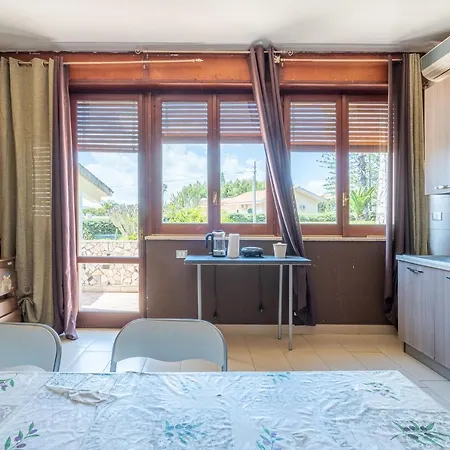 Villa Bes - Con Piscina Fontane Bianche